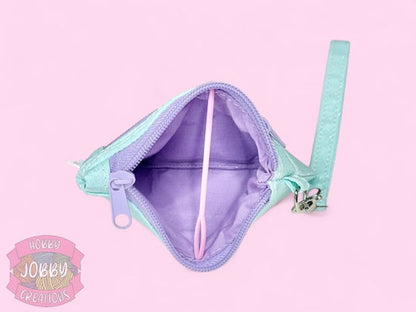 Hyalite Wristlet (Glitter Teal)