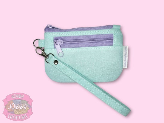 Hyalite Wristlet (Glitter Teal)