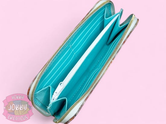 Pastel 3d Skulls Zip Around Wallet