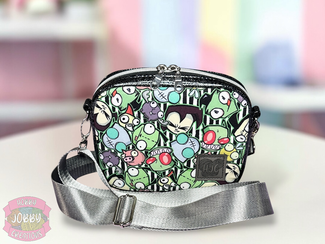 Daycation Bag (Invader)